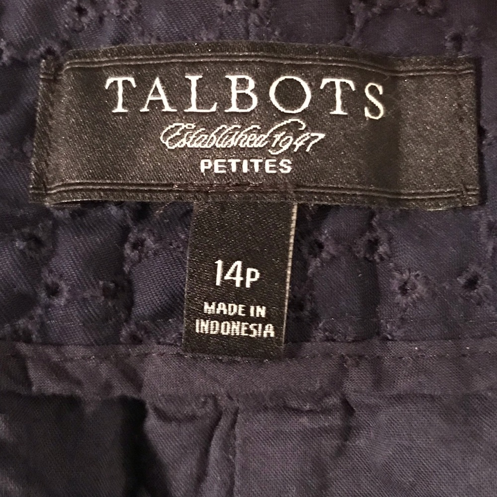 Talbots eyelet shorts - Picture 3 of 3